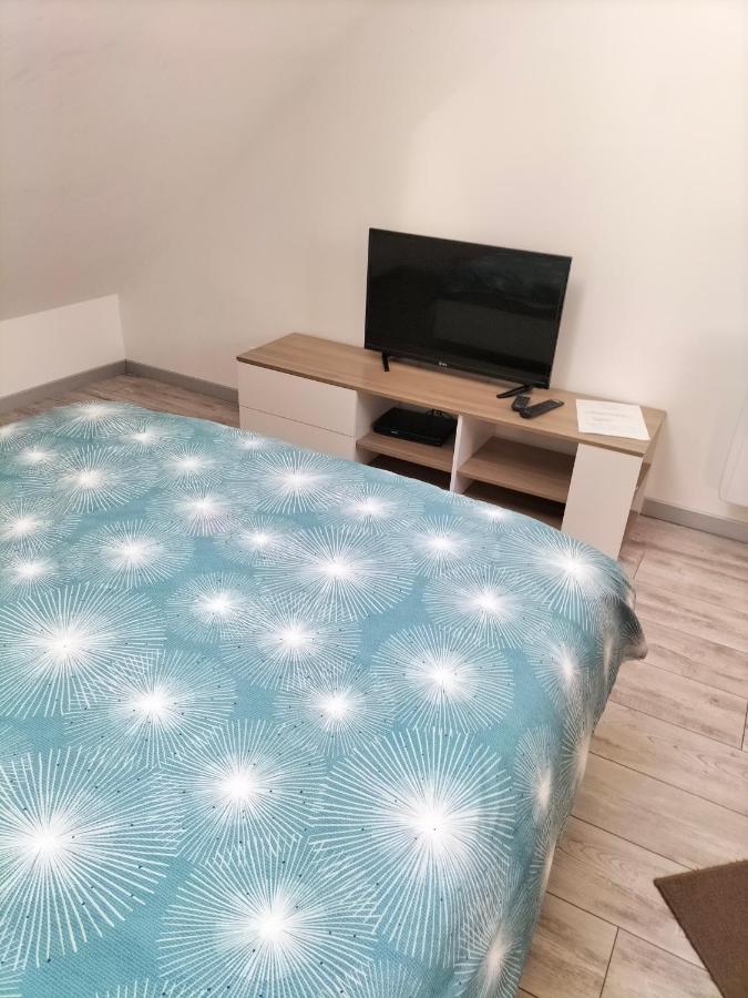 Au Velo Fleuri Lägenhet Bracieux Exteriör bild