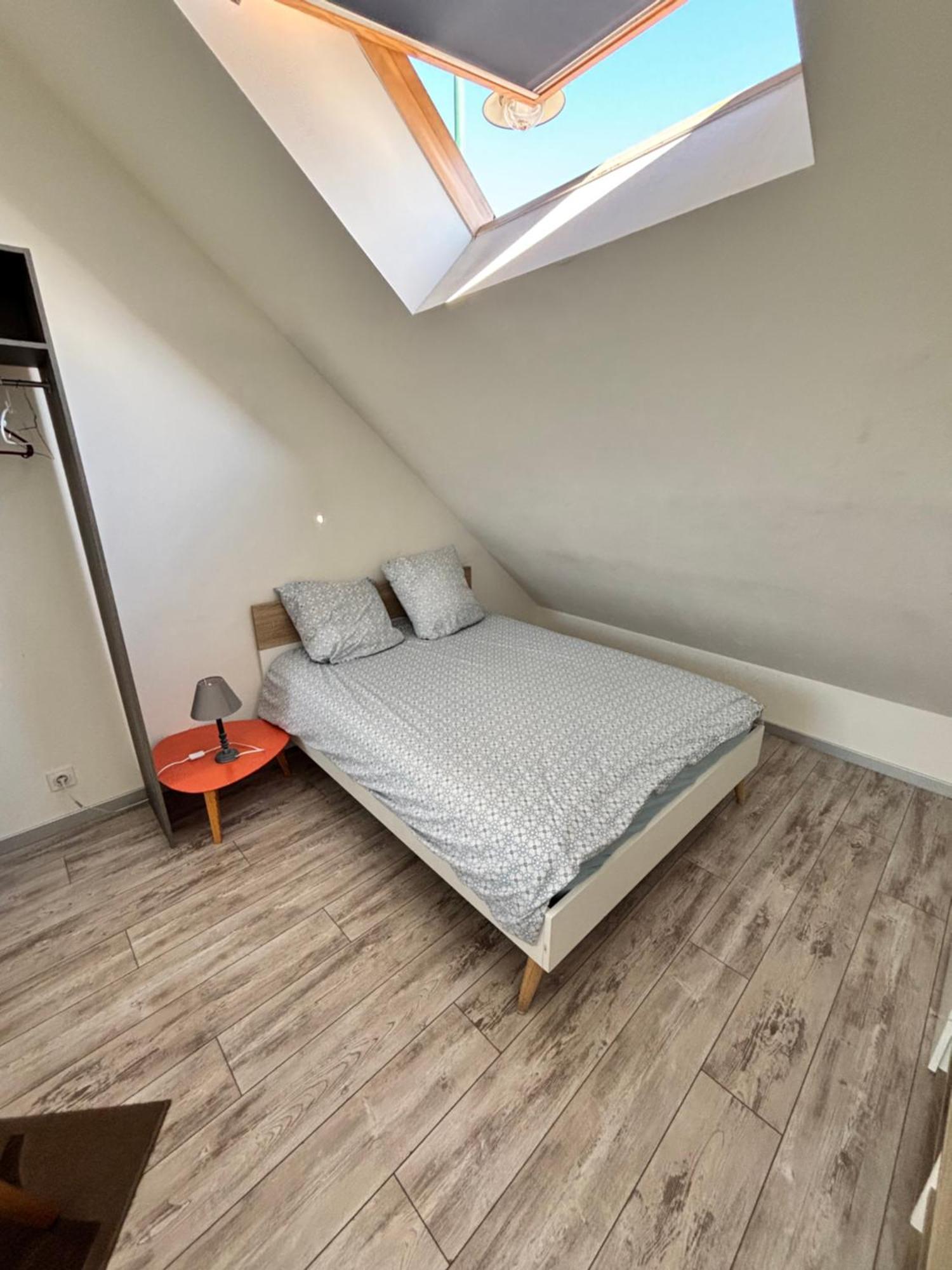 Au Velo Fleuri Lägenhet Bracieux Exteriör bild